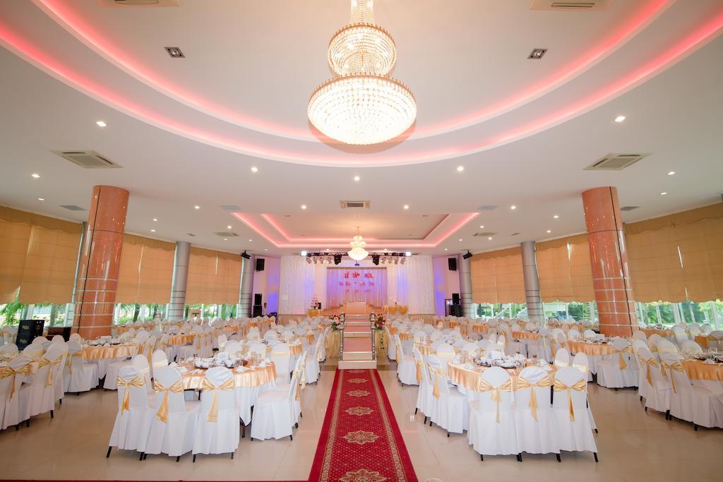 Hoa Binh Rach Gia Resort Esterno foto